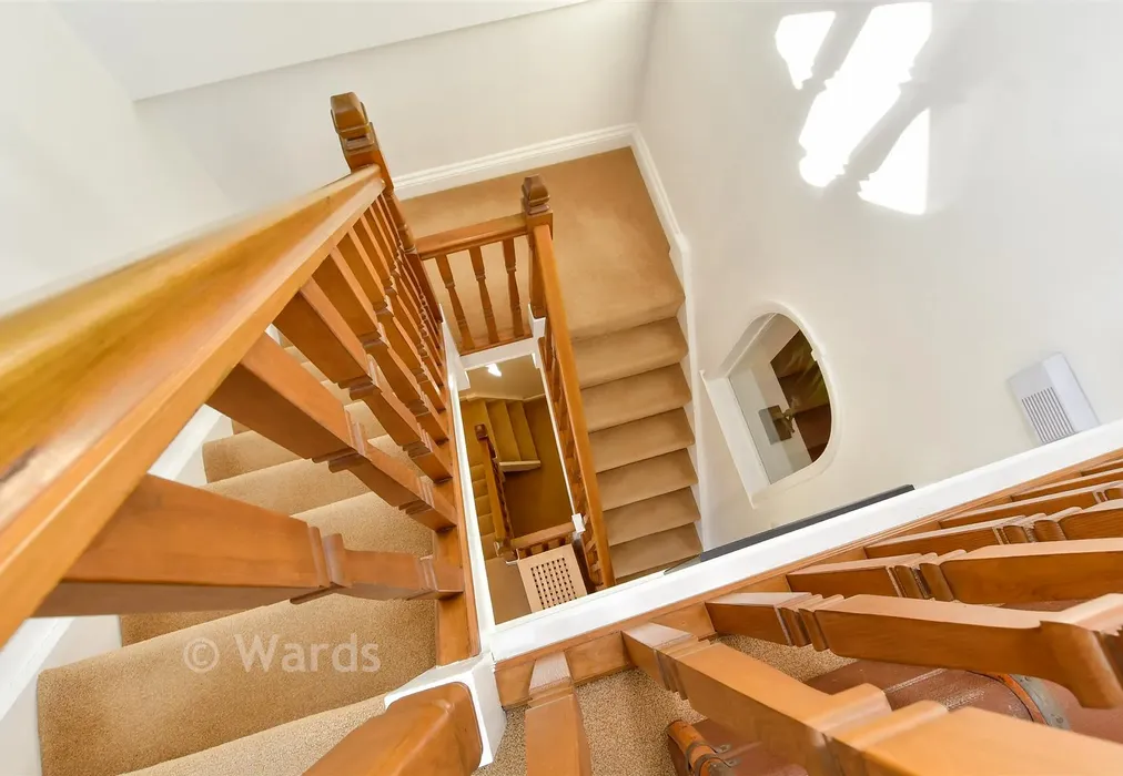 Internal Lifestyle Photograph - George Hill Road, Broadstairs, Kent - Wards of Kent