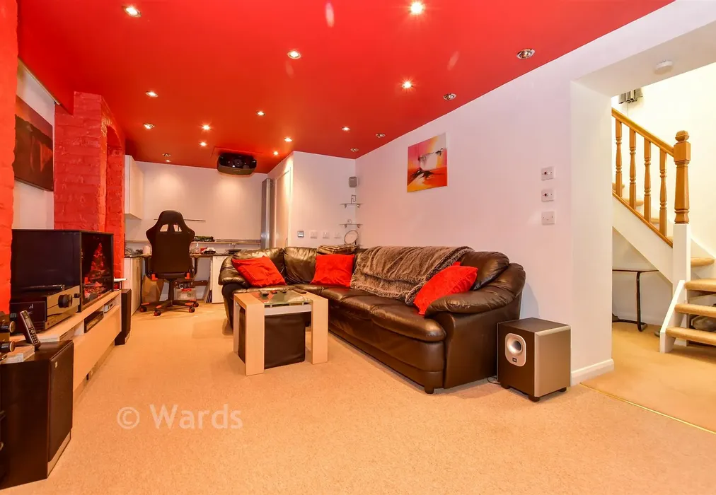 Basement - George Hill Road, Broadstairs, Kent - Wards of Kent