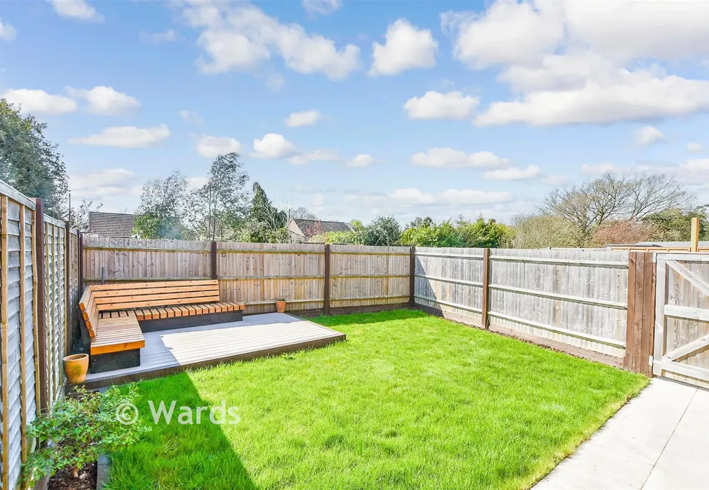 Rear Garden - Dawkins Drive, Staplehurst, Tonbridge, Kent - Wards of Kent