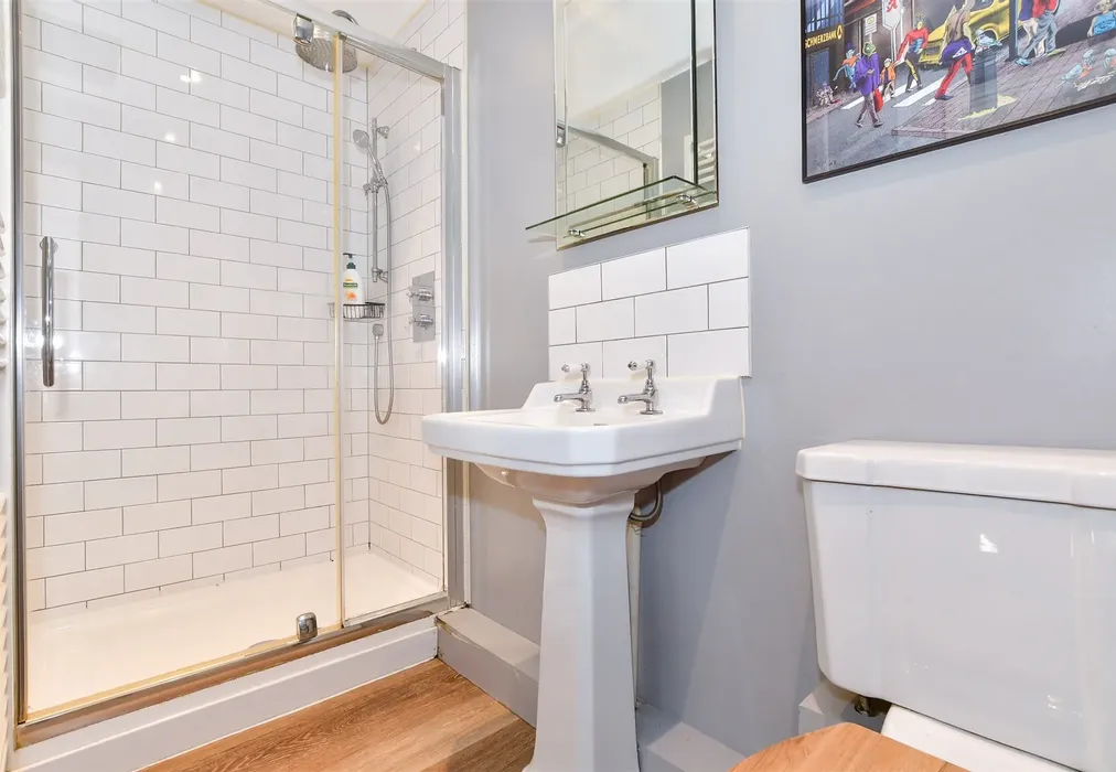 En-Suite Shower Room - Malling Road, Snodland, Kent - Wards of Kent