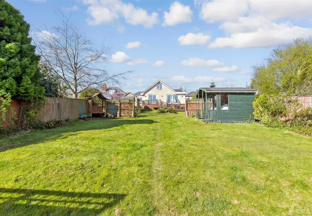 Rear Garden - Victoria Road, Freshwater, Isle of Wight - Wards of Kent