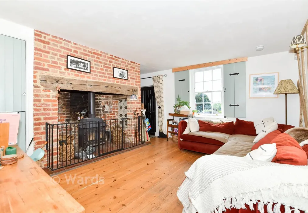 Lounge - Pilgrims Way, Hollingbourne, Maidstone, Kent - Wards of Kent
