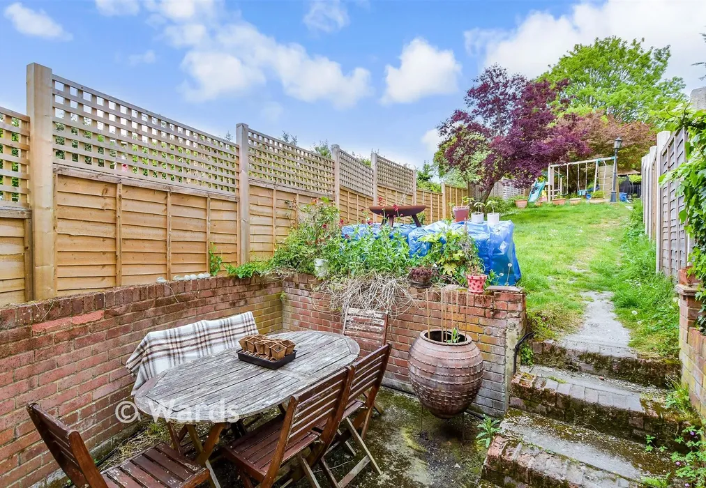 Rear Garden - Pilgrims Way, Hollingbourne, Maidstone, Kent - Wards of Kent
