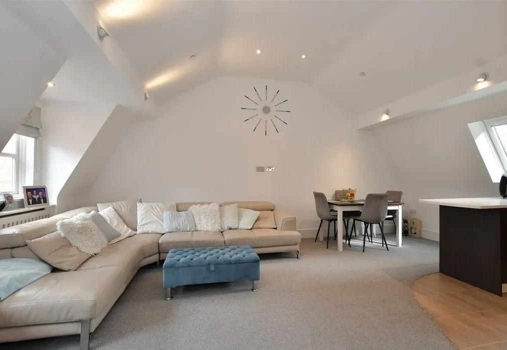 Lounge/Kitchen/Dining Room - High Street, Billericay, Essex - Wards of Kent