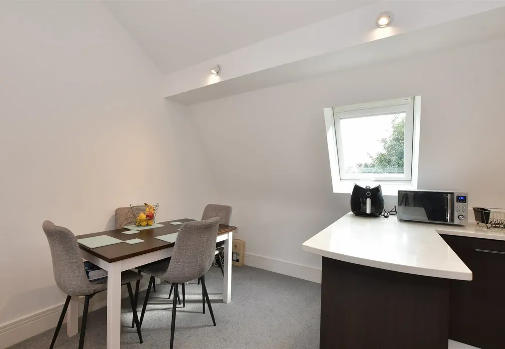 Lounge/Kitchen/Dining Room - High Street, Billericay, Essex - Wards of Kent