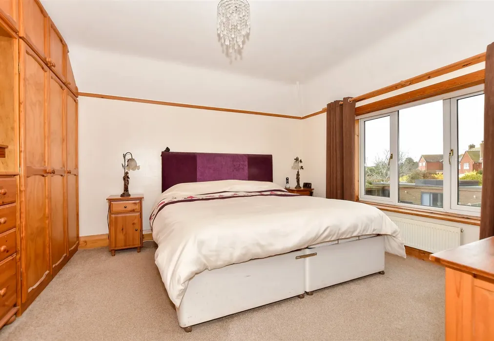 Bedroom 4 - Sandwich Road, Cliffsend, Ramsgate, Kent - Wards of Kent
