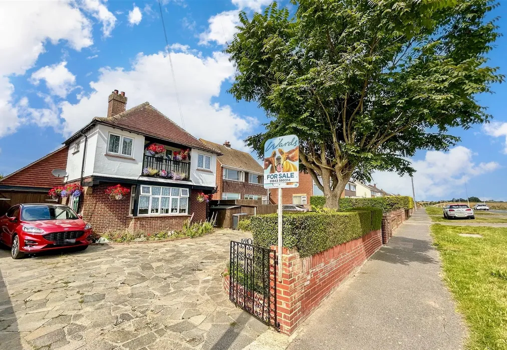 Front Elevation* - Sandwich Road, Cliffsend, Ramsgate, Kent - Wards of Kent