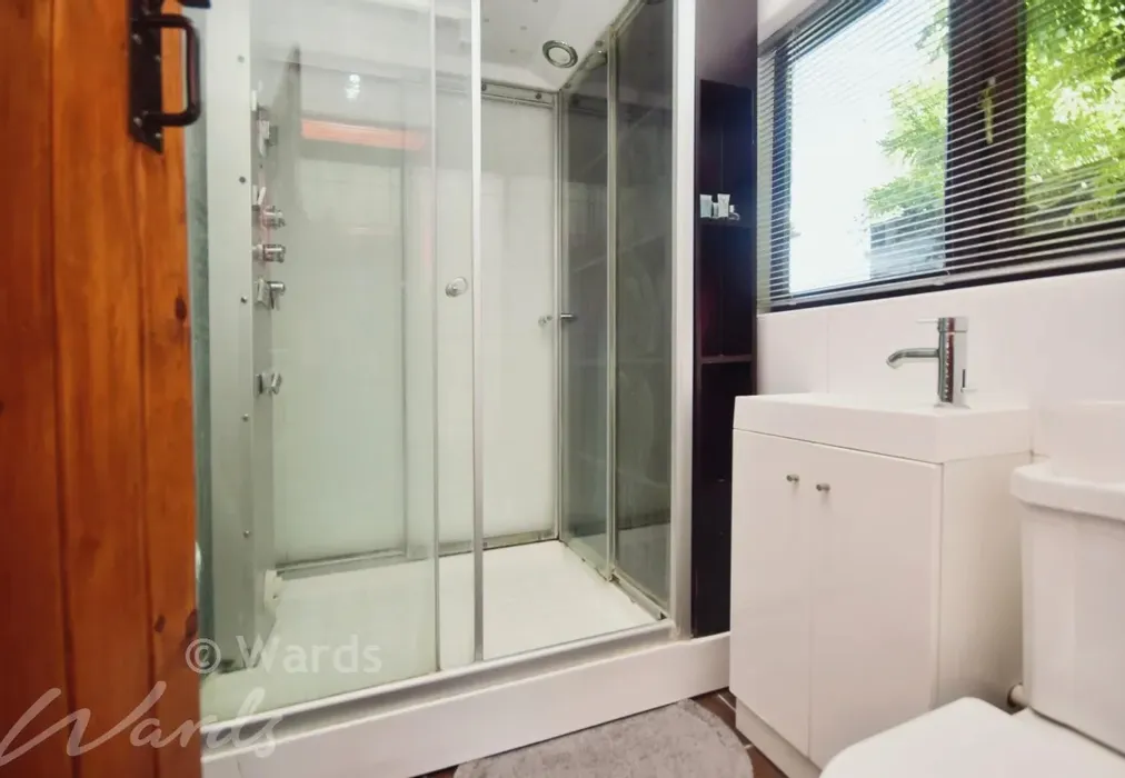 Shower Room - Felderland Close, Worth, Deal, Kent - Wards of Kent