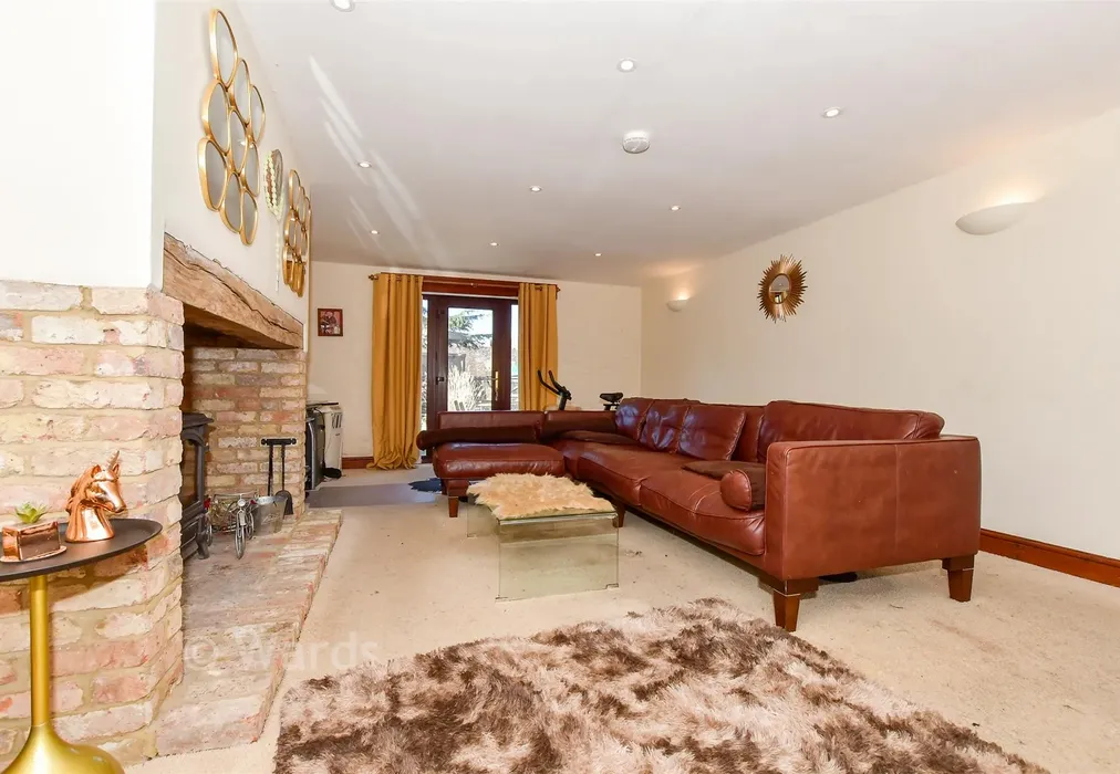 Lounge - Felderland Close, Worth, Deal, Kent - Wards of Kent