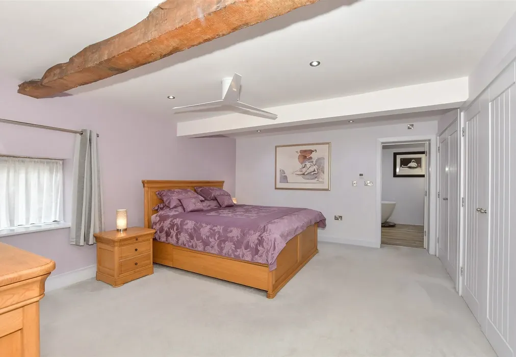 Main Bedroom - Hode Lane, Bridge, Canterbury, Kent - Wards of Kent