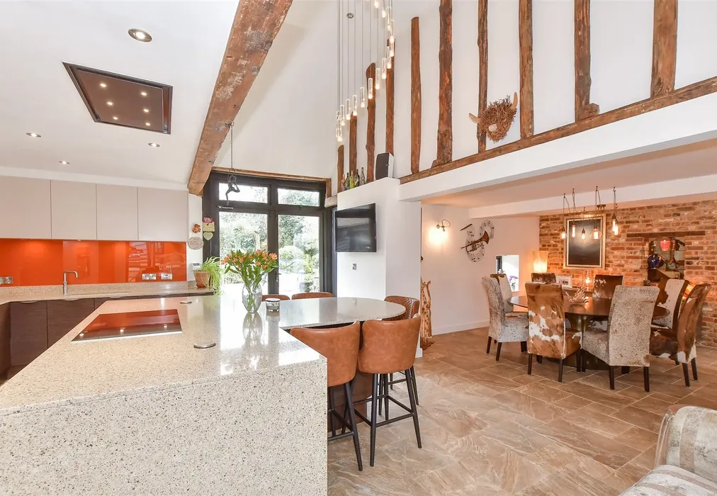 Kitchen - Hode Lane, Bridge, Canterbury, Kent - Wards of Kent