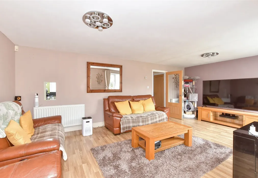 Lounge - Kingsfield Road, Broomfield, Herne Bay, Kent - Wards of Kent