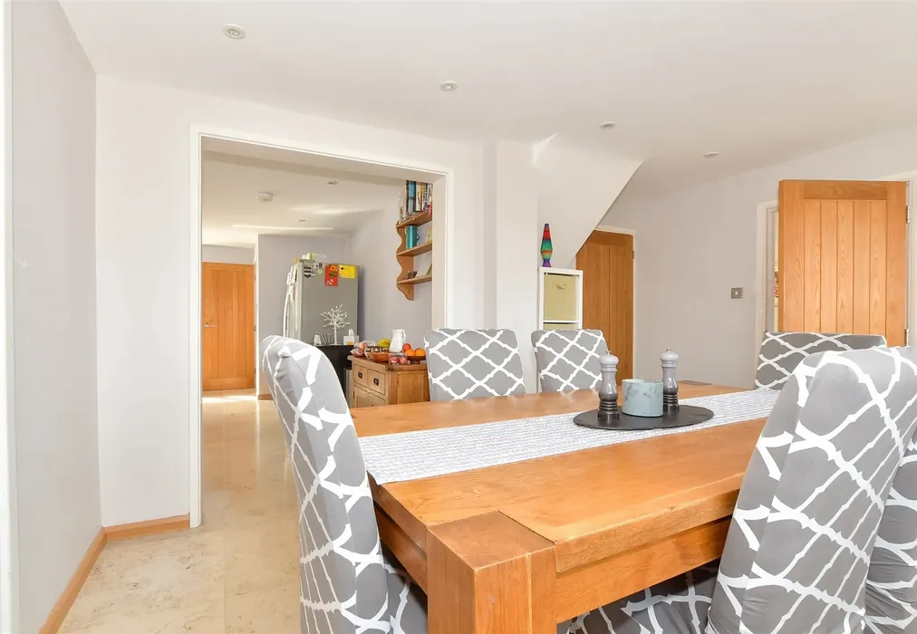 Dining Area - Nursery Hill, Shamley Green, Guildford, Surrey - Wards of Kent