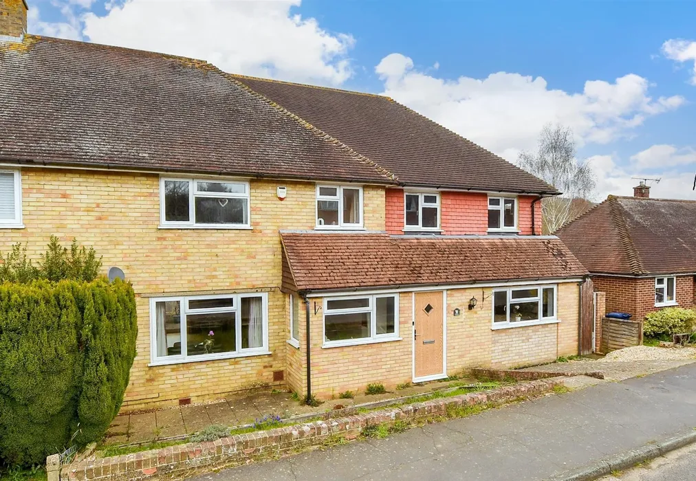 External Web ** - Nursery Hill, Shamley Green, Guildford, Surrey - Wards of Kent