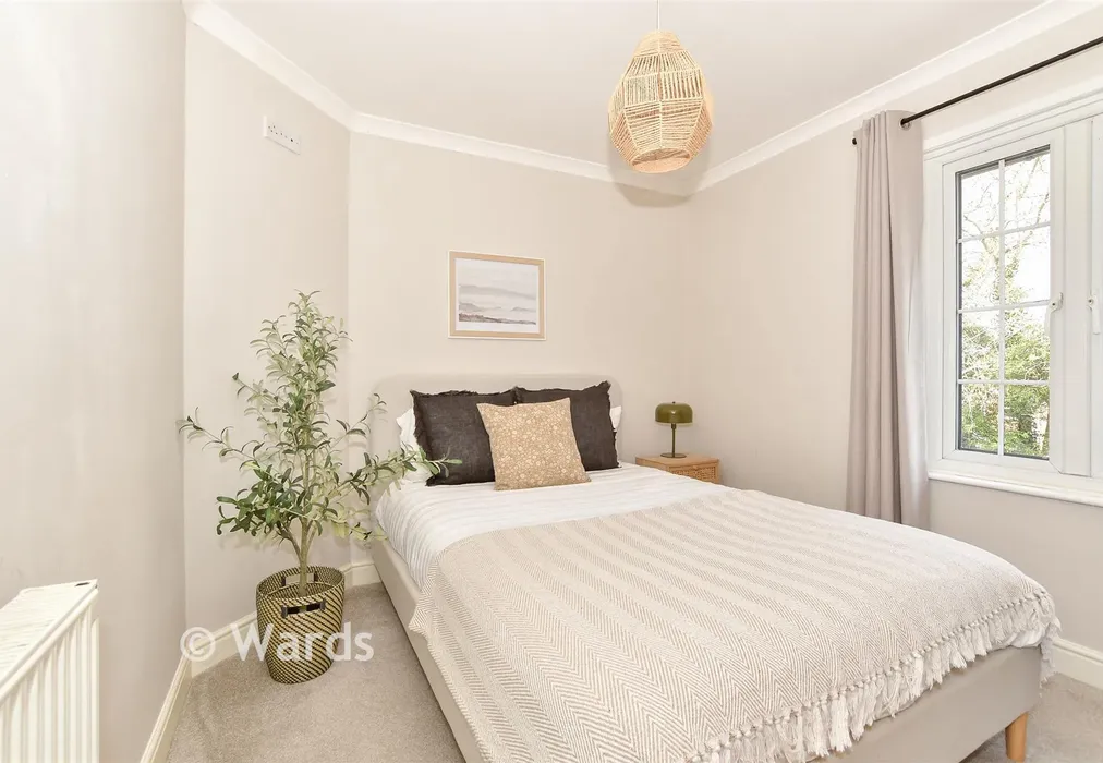 Bedroom 2 - Bell Lane, Staplehurst, Tonbridge, Kent - Wards of Kent
