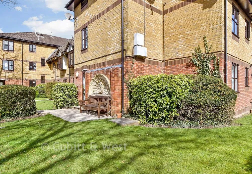 Communal Gardens - Epsom Road, Leatherhead, Surrey - Wards of Kent