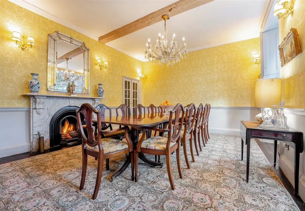 Dining Room - Middle Deal Road, Deal, Kent - Wards of Kent