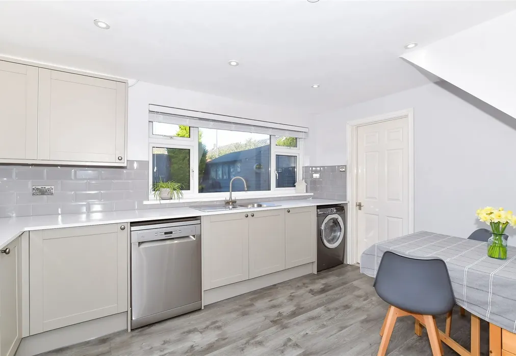 Kitchen/Diner - Columbine Close, East Malling, West Malling, Kent - Wards of Kent