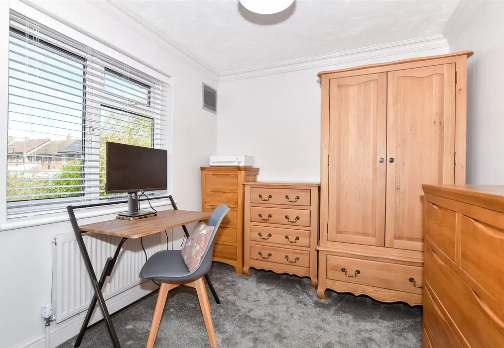 Bedroom 3 - Columbine Close, East Malling, West Malling, Kent - Wards of Kent