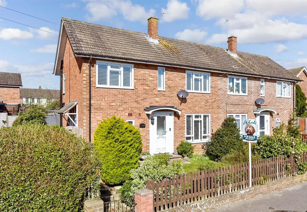 Front Elevation - Web - Columbine Close, East Malling, West Malling, Kent - Wards of Kent