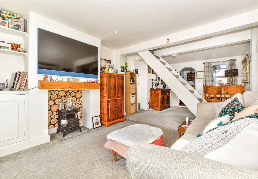 Lounge - Lavender Hill, Tonbridge, Kent - Wards of Kent