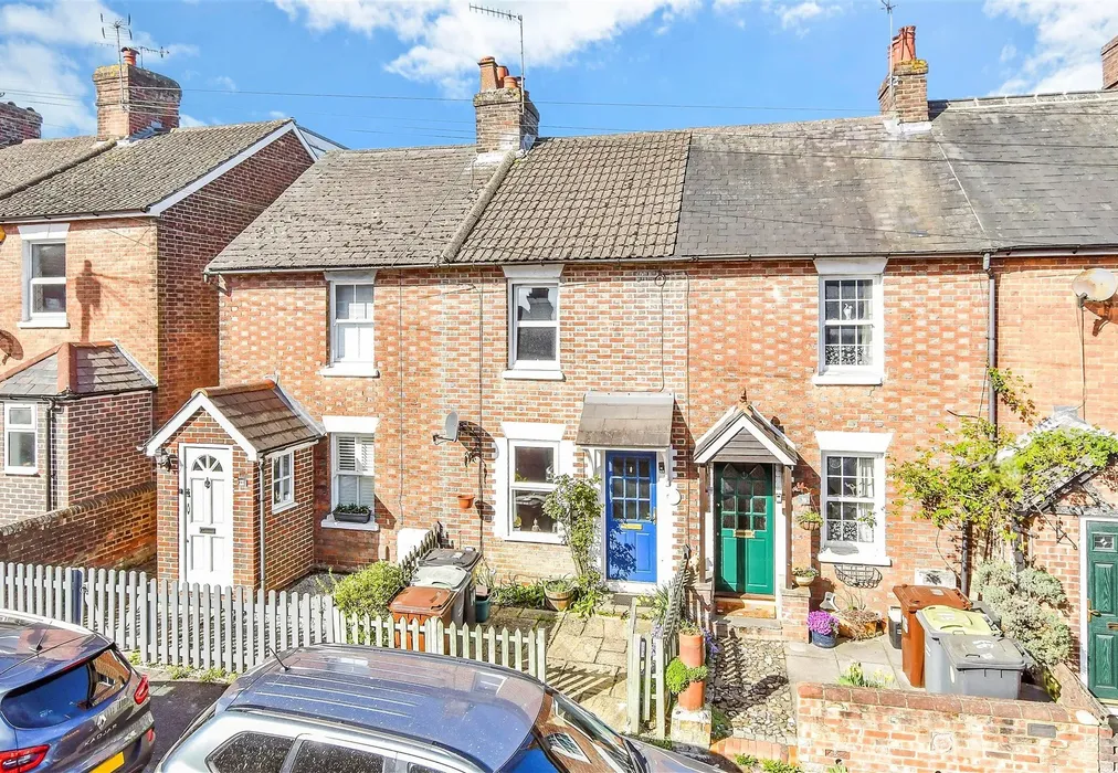 Front - Brochure - Lavender Hill, Tonbridge, Kent - Wards of Kent