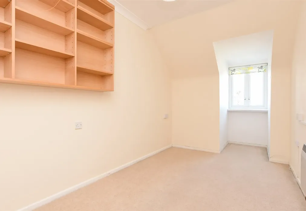 Bedroom 2 - Station Road, Dorking, Surrey - Wards of Kent