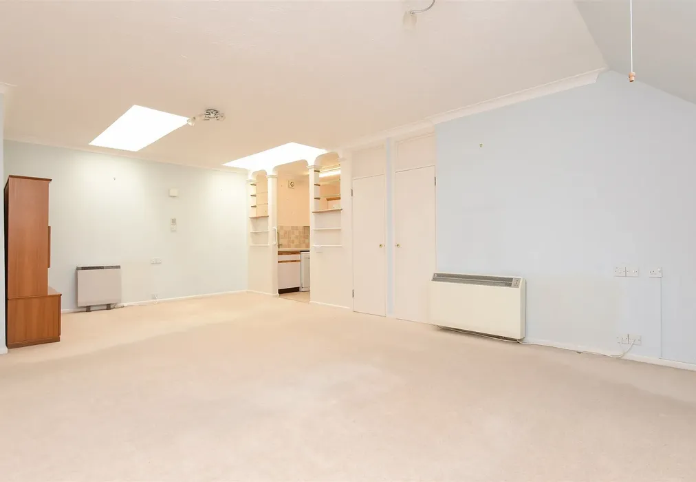 Lounge/Diner - Station Road, Dorking, Surrey - Wards of Kent
