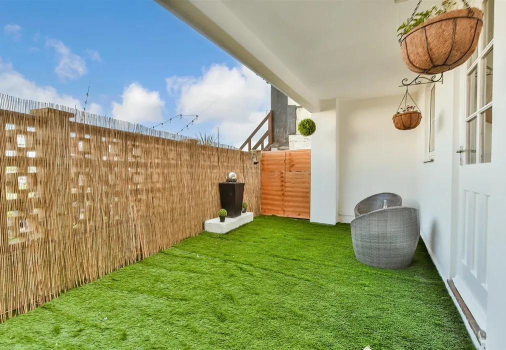 Rear Garden - Neptune Terrace, Sheerness, Kent - Wards of Kent
