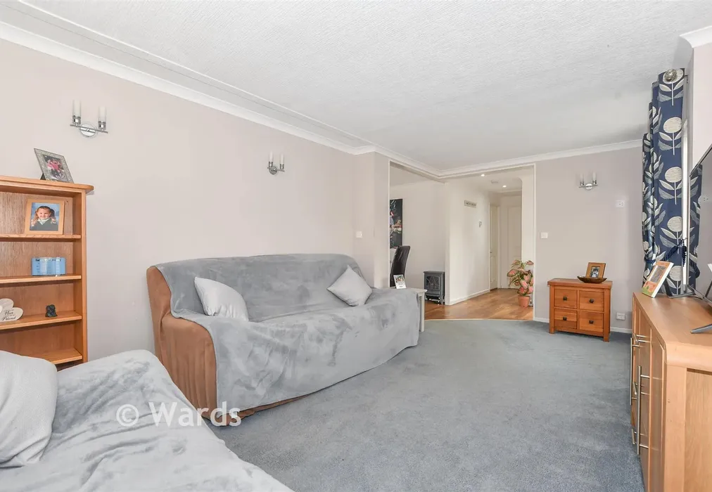Lounge - Shenley Park, Ashford, Kent - Wards of Kent