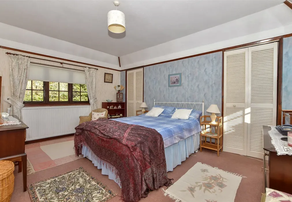 Bedroom 2 - Wateringbury Road, East Malling, Kent - Wards of Kent