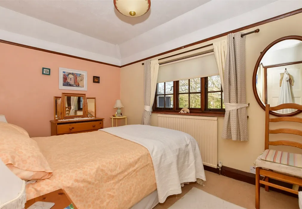 Bedroom 3 - Wateringbury Road, East Malling, Kent - Wards of Kent