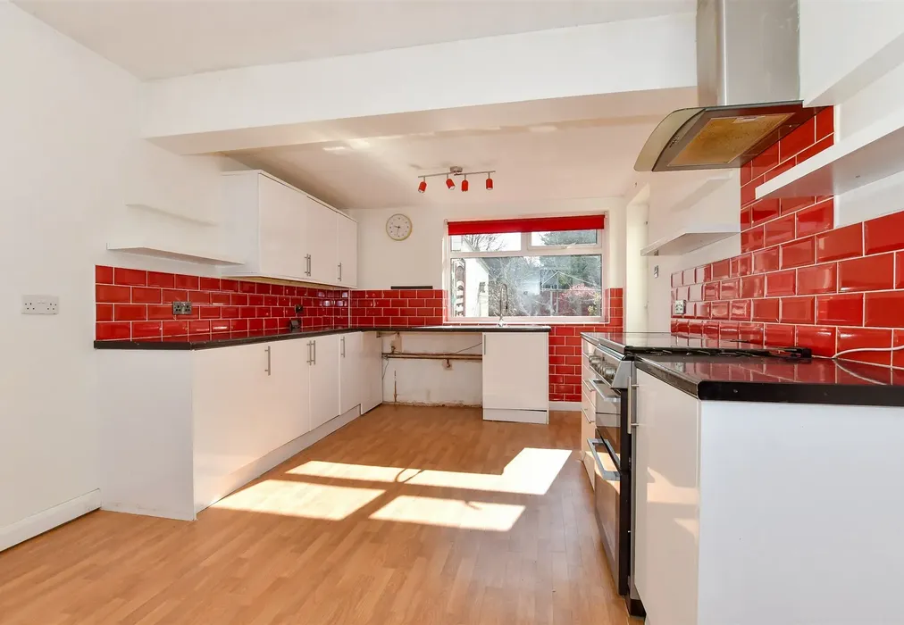 Kitchen/ Diner - Crabble Road, Dover, Kent - Wards of Kent
