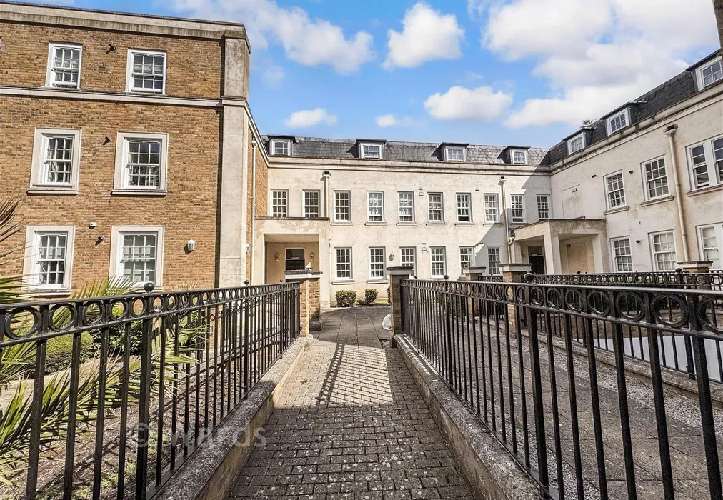 Surrounding Area - Church Walk, Wilmington, Dartford, Kent - Wards of Kent