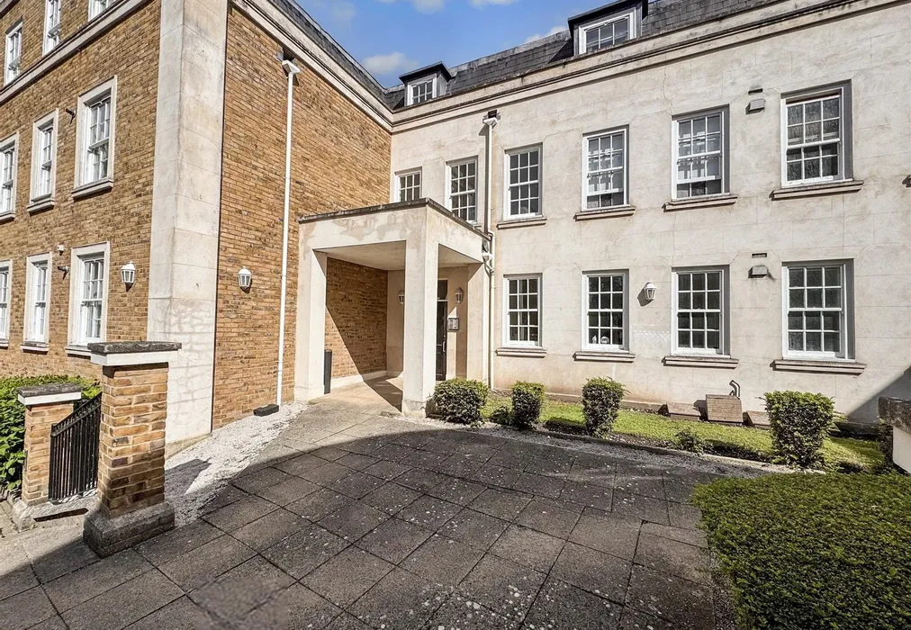 External W - Church Walk, Wilmington, Dartford, Kent - Wards of Kent