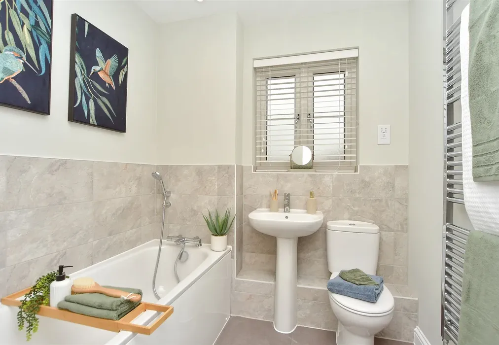 Bathroom - Chestnut Grove, Borden, Sittingbourne, Kent - Wards of Kent