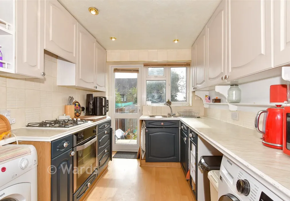 Kitchen - Cypress Road, Rochester, Kent - Wards of Kent