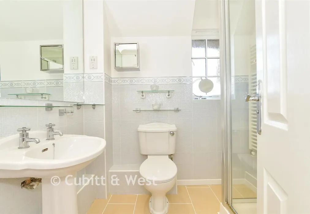 En-Suite Shower Room - Waterford Gardens, Climping, West Sussex - Wards of Kent