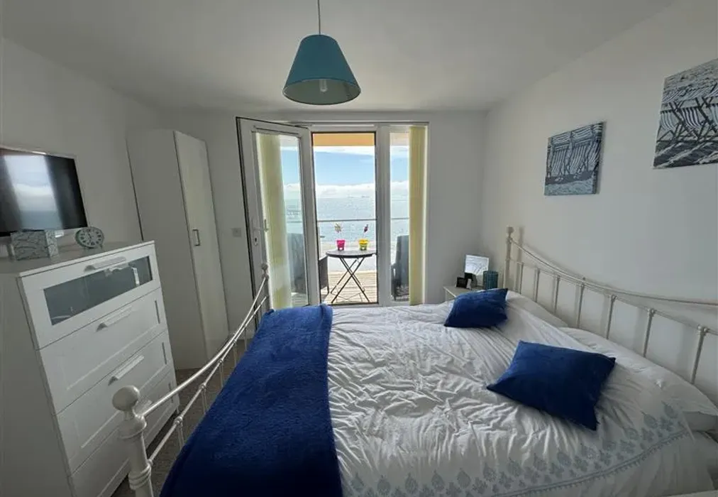 View From Bedroom - Sandbanks, Sandown, Isle of Wight - Wards of Kent
