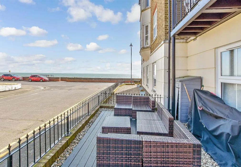 Patio / Decking - West Parade, Hythe, Kent - Wards of Kent