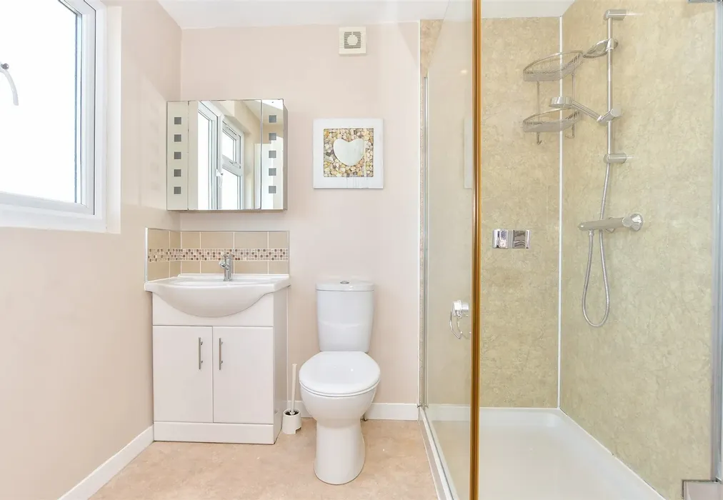 En-Suite Shower Room - Haslar Crescent, Waterlooville, Hampshire - Wards of Kent