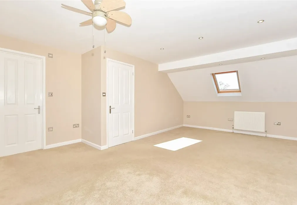 Bedroom 1 - Haslar Crescent, Waterlooville, Hampshire - Wards of Kent