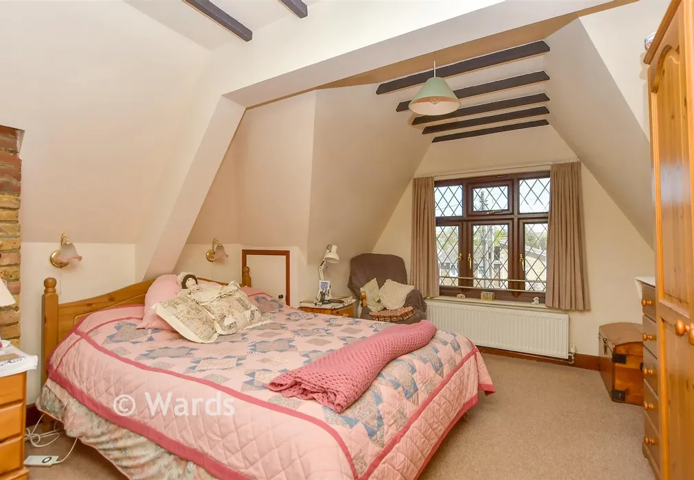 Bedroom 2 - Lower Road, Faversham, Kent - Wards of Kent