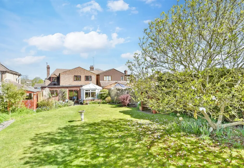 Rear Garden - Lower Road, Faversham, Kent - Wards of Kent