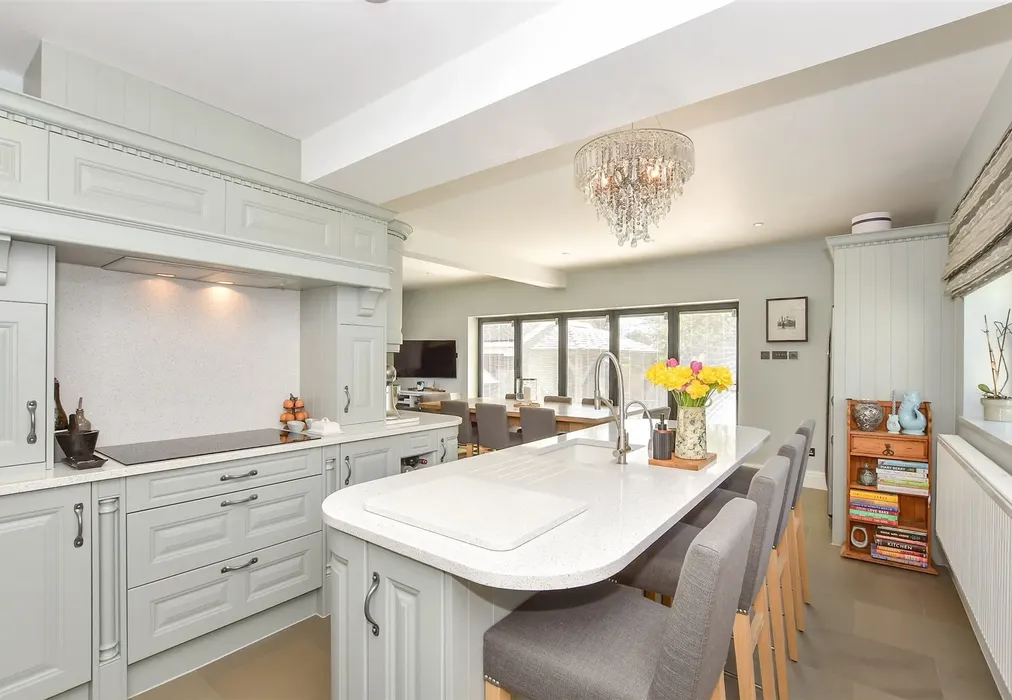 Kitchen/Diner - Church Hill, Charing Heath, Ashford, Kent - Wards of Kent