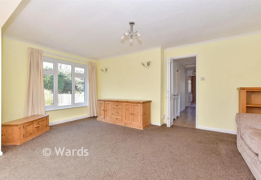 Lounge - Tabret Close, Kennington, Ashford, Kent - Wards of Kent