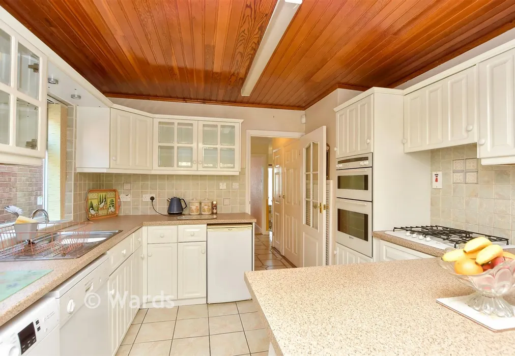 Kitchen - Northumberland Road, Istead Rise, Kent - Wards of Kent