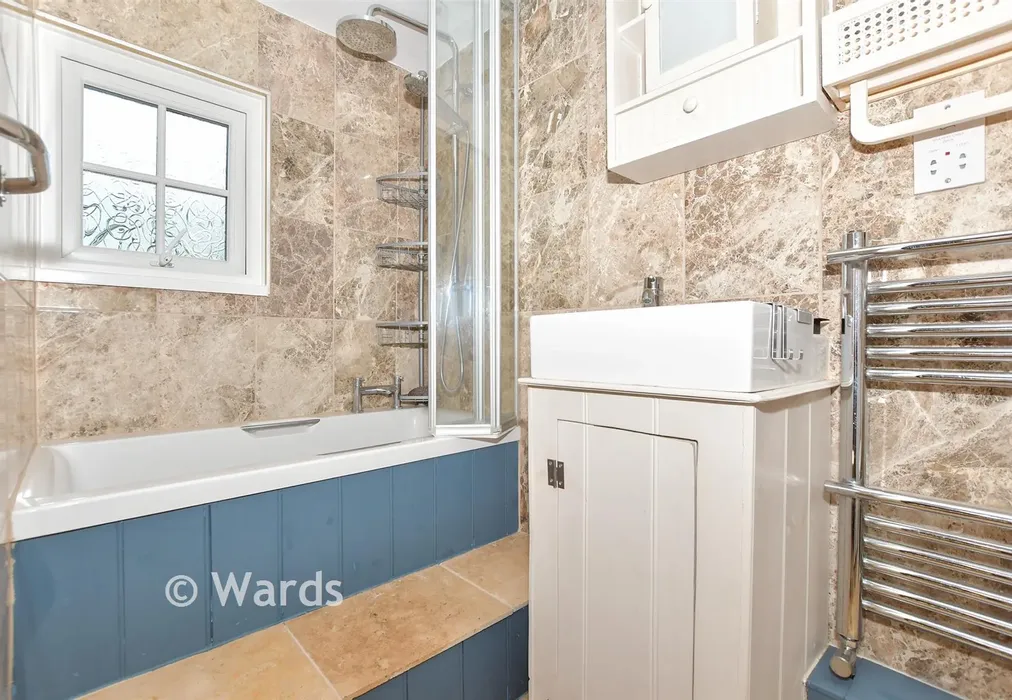 Bathroom - Manor Road, Deal, Kent - Wards of Kent