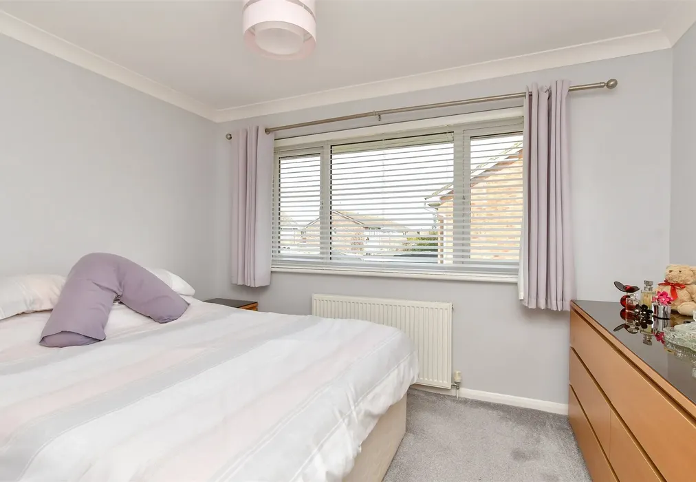 Bedroom 2 - Alberta Road, Worthing, West Sussex - Wards of Kent
