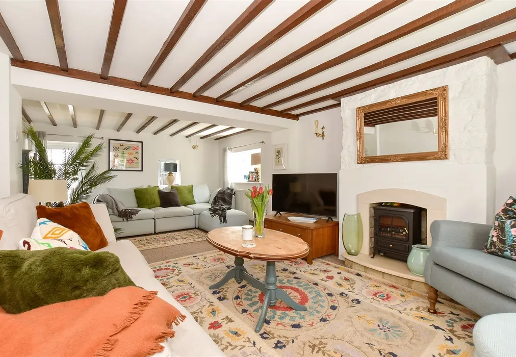 Lounge - Colwell Road, Freshwater, Isle of Wight - Wards of Kent